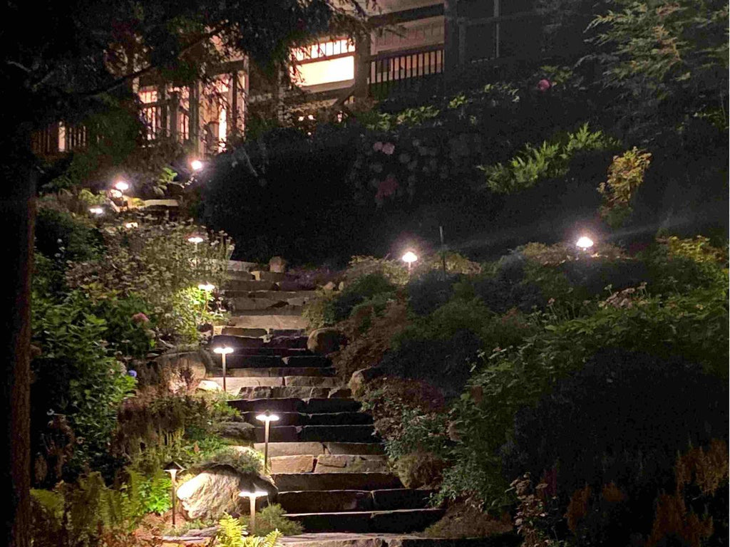 5 Modern Pathway Lights Ideas to Brighten Your Outdoor Space