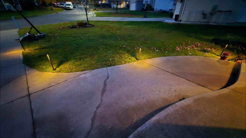 Best Garden Pathway Lights for 2025: Solar vs Low Voltage LED Reviews